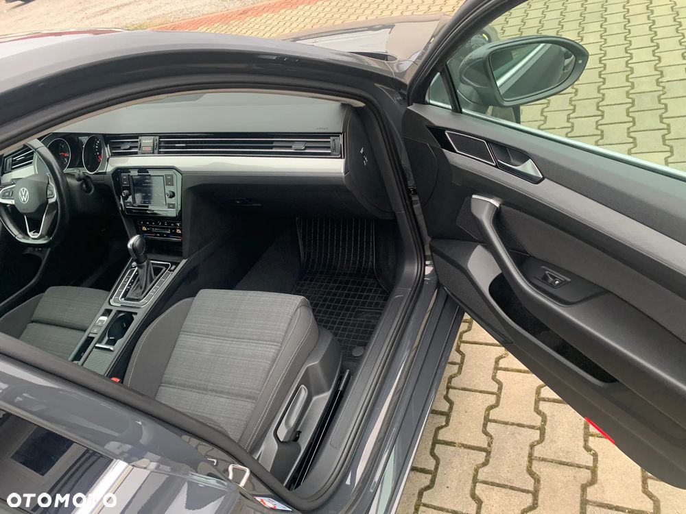 Volkswagen Passat 2.0 TDI EVO Business DSG - 21
