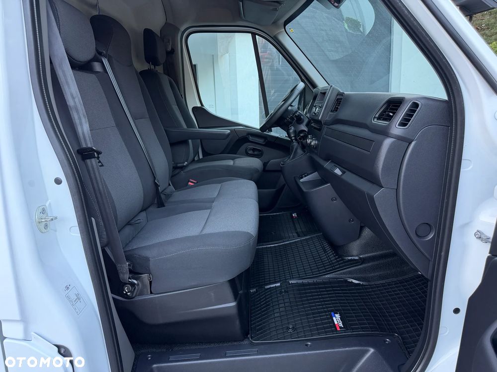 Renault Master L3H2 Furgon Salon PL / Zadbany od 1właściciela / Bogate wyposażenie / Serwisowany / FV23% - 32