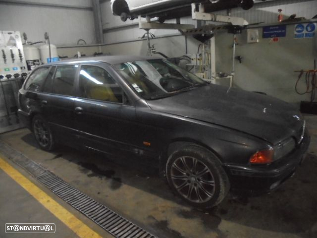 Carro MOT: M51D25  256T1 CXVEL: THMY BMW E39 TOURING 2000 525TDS 143CV 5P PRETO DIESEL - 2