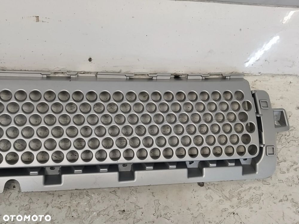 LAND ROVER DEFENDER II L663 GRILL ATRAPA CHŁODNICY ORYGINAŁ - 14