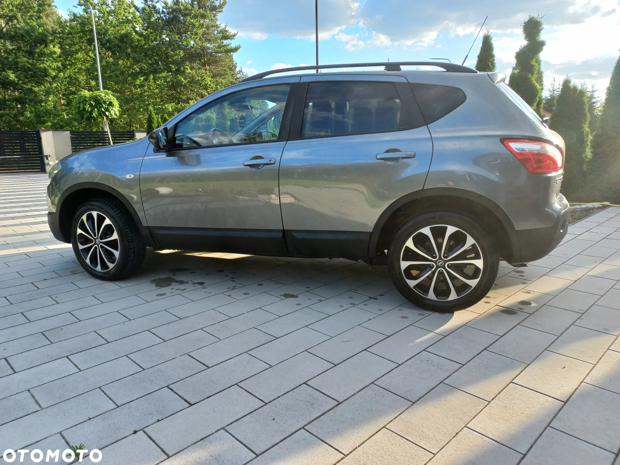 Nissan Qashqai 2.0 360 - 5
