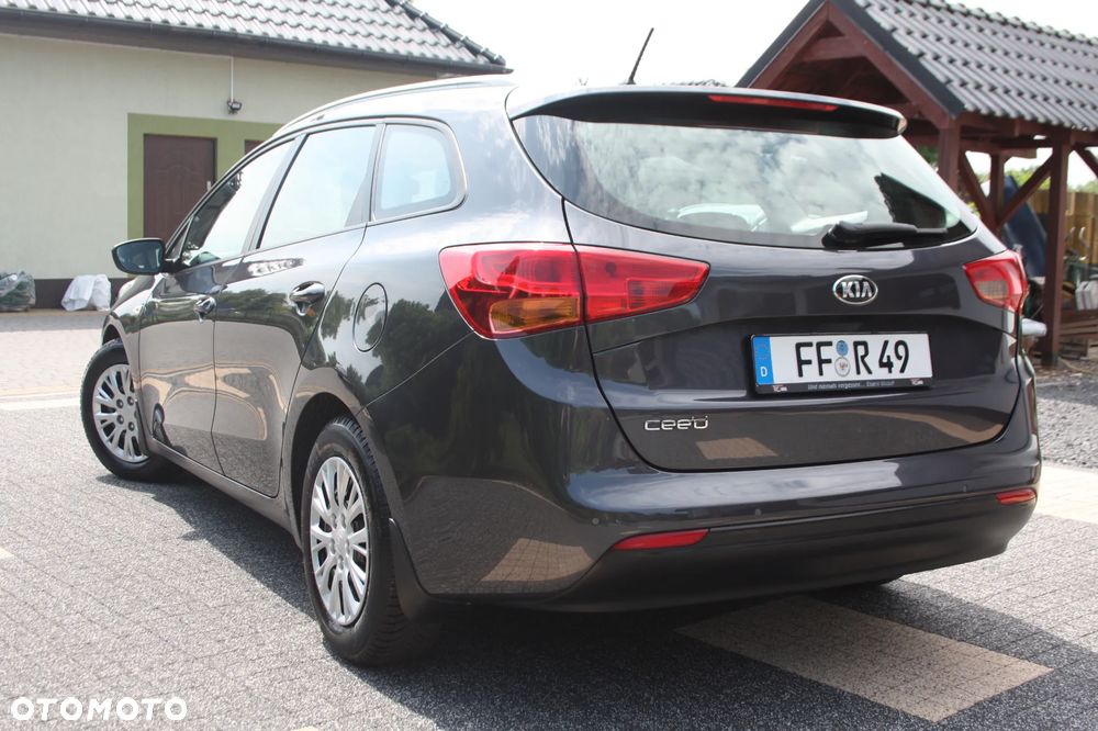 Kia Ceed 1.4 CVVT Vision - 36