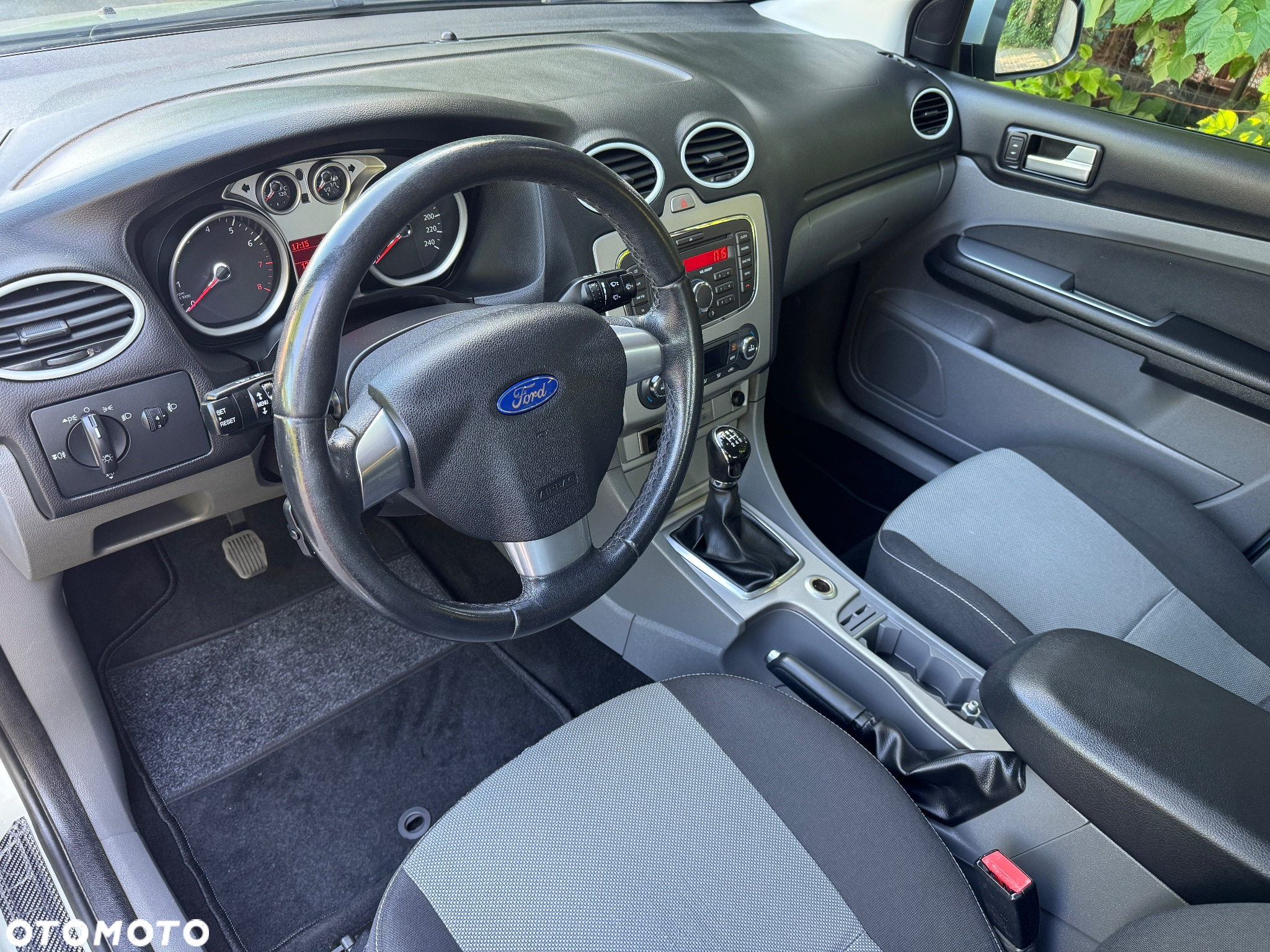 Ford Focus - 10