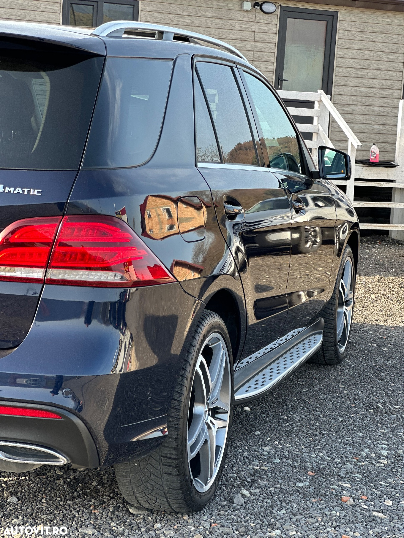 Mercedes-Benz GLE 250 d 4Matic 9G-TRONIC AMG Line - 21