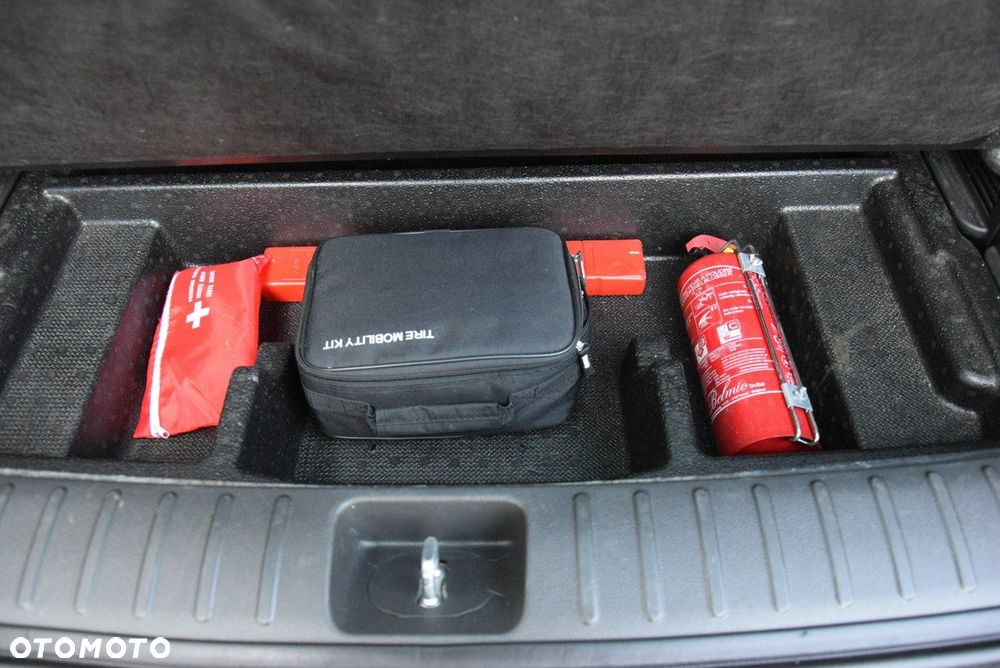 Hyundai Tucson 1.7 CRDI BlueDrive Comfort 2WD - 22