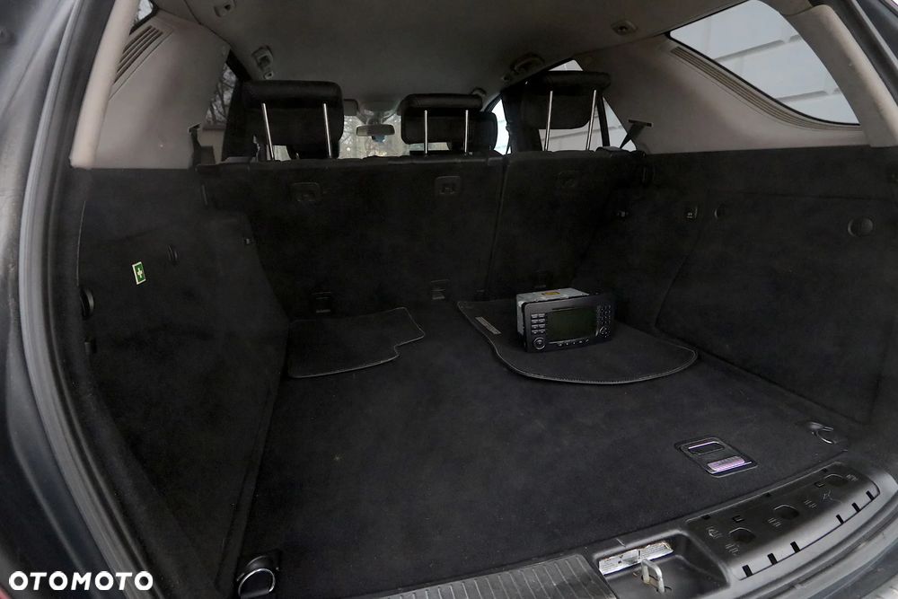 Mercedes-Benz ML - 14