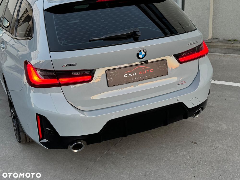 BMW Seria 3 330i xDrive M Sport sport - 13