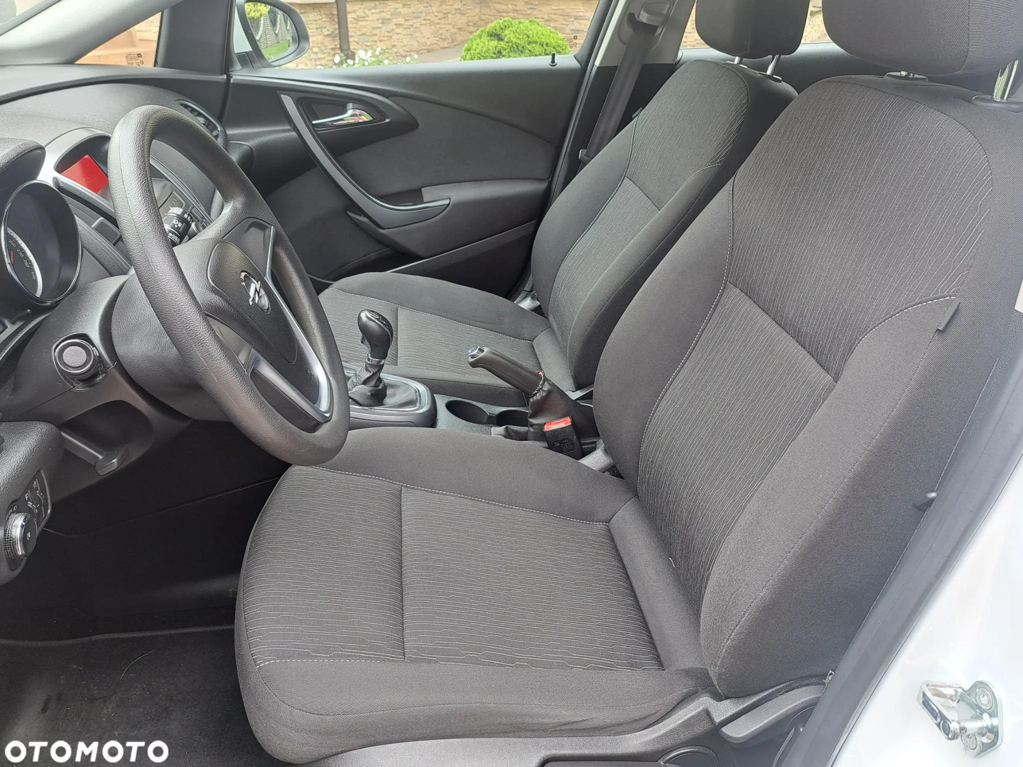 Opel Astra 1.6 Cosmo - 8
