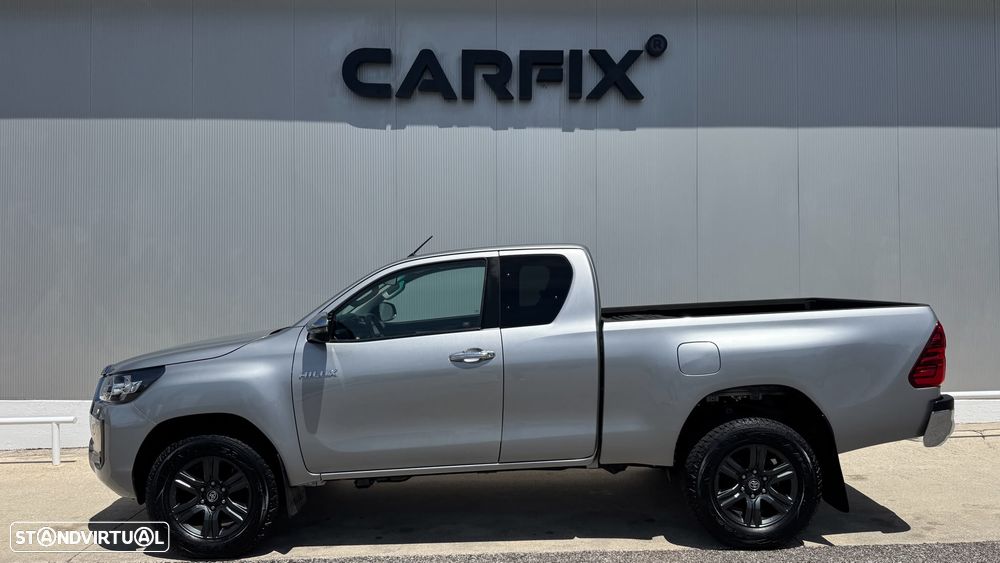 Toyota Hilux 2.4 D-4D 4WD Trial - 6