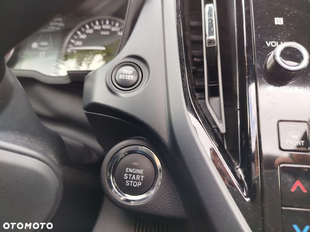 Subaru Forester 2.0i-L Platinum (EyeSight) Lineartronic - 41