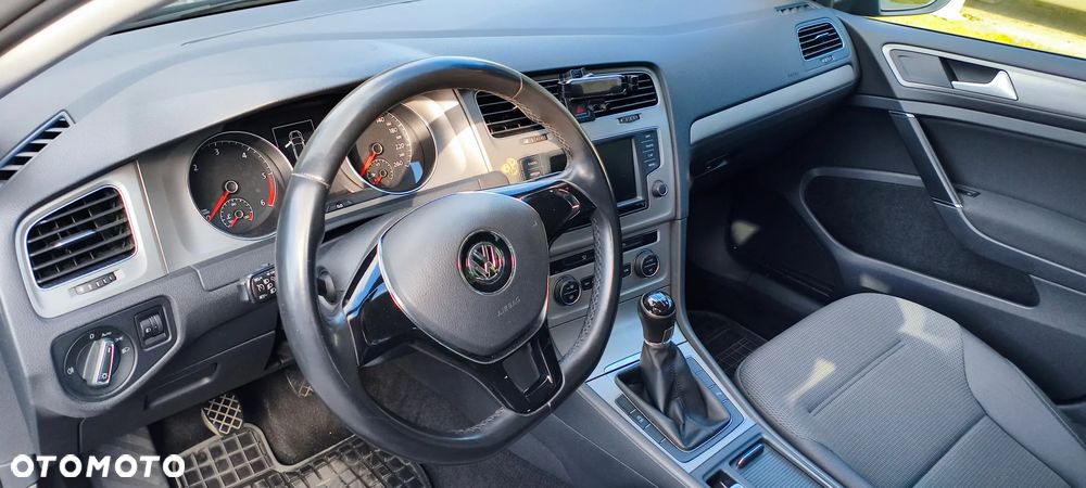 Volkswagen Golf 1.6 TDI BMT Comfortline - 6