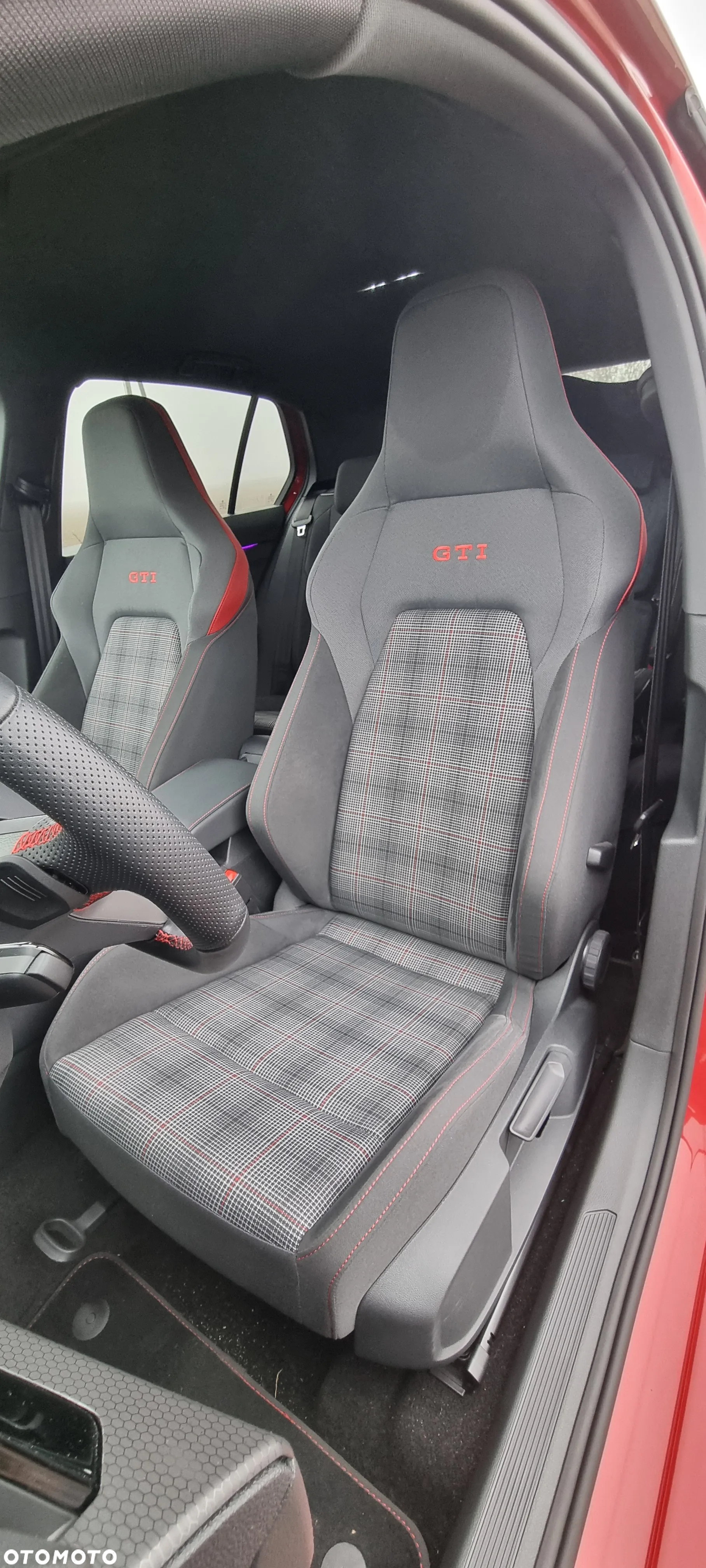Volkswagen Golf VIII 2.0 TSI GTI DSG - 35