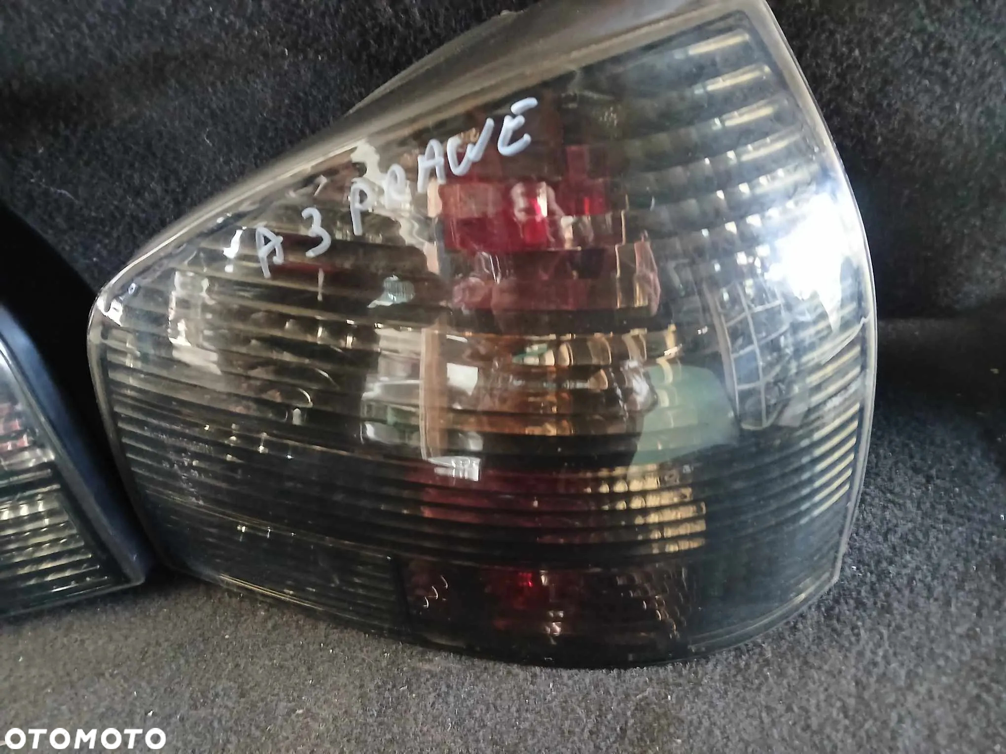 Audi A3 8L Lampa  tylna lewa, prawa dymione - 3