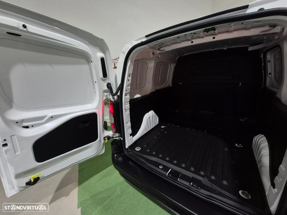 Toyota Proace 1.5D - 2022 - 3 LUG | GARANTIA | NACIONAL - 9