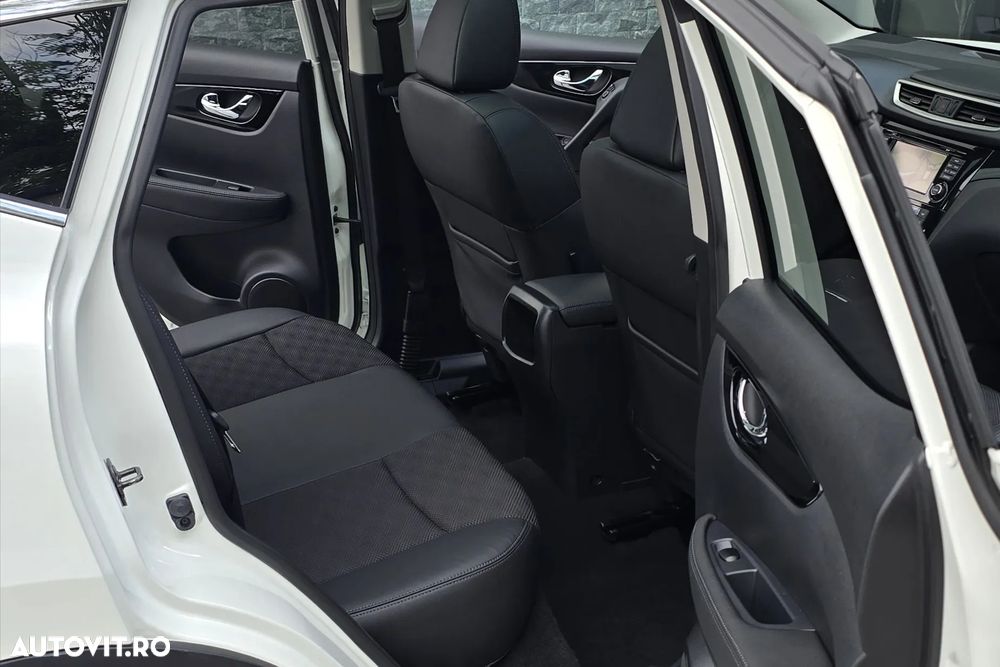 Nissan Qashqai 1.6 DCI TEKNA - 20