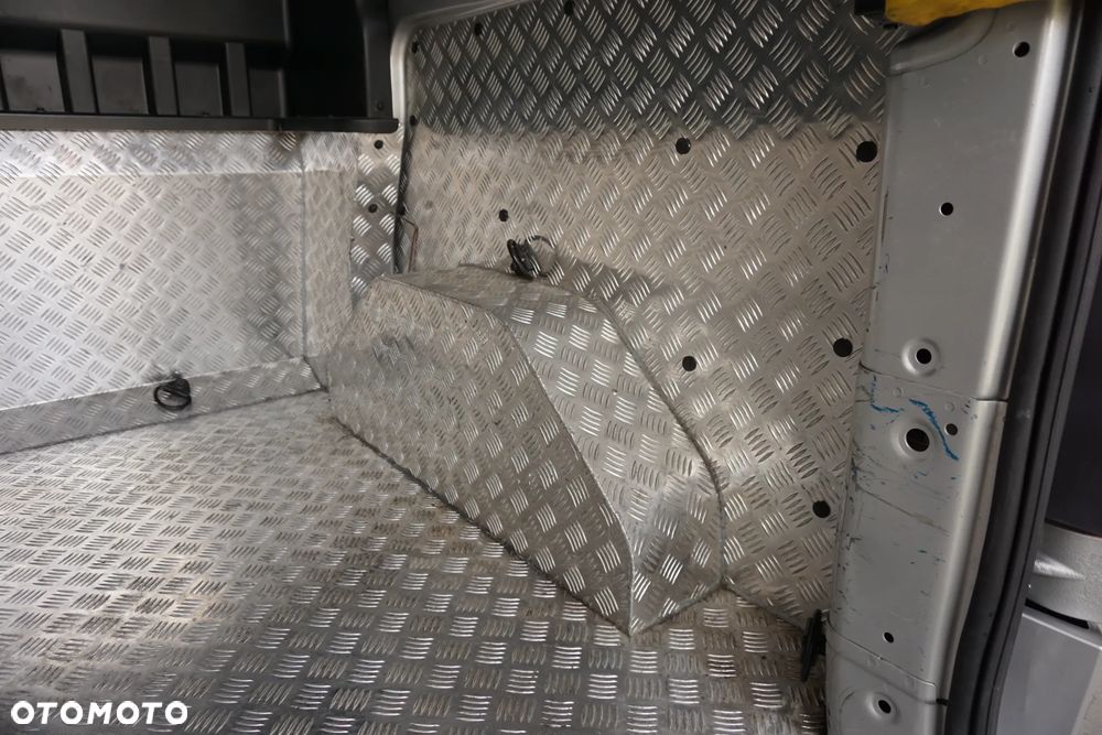Ford Transit Custom 290 L1H1 Limited - 31