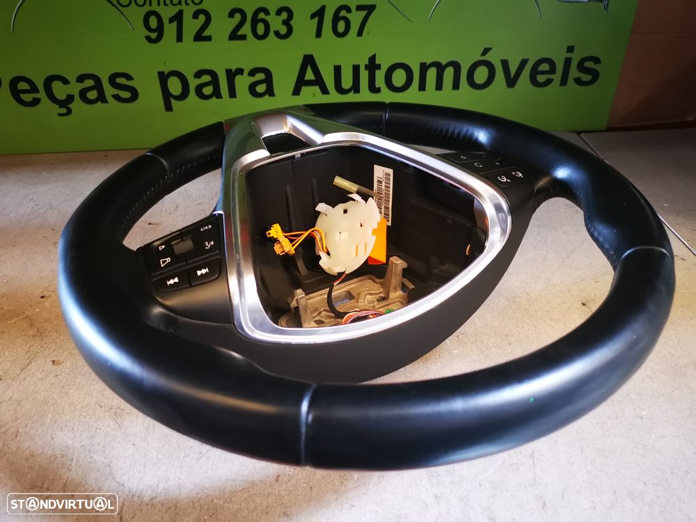 VOLVO V40 D2 VOLANTE - 129 - 11