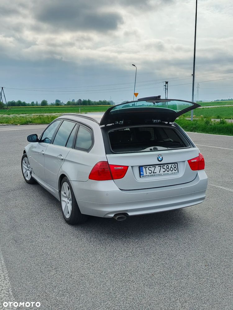 BMW Seria 3 318d - 21