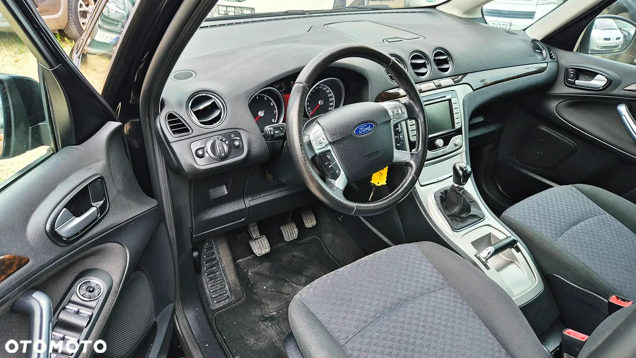 Ford Galaxy 2.0 FF Platinium X (Titanium) - 29