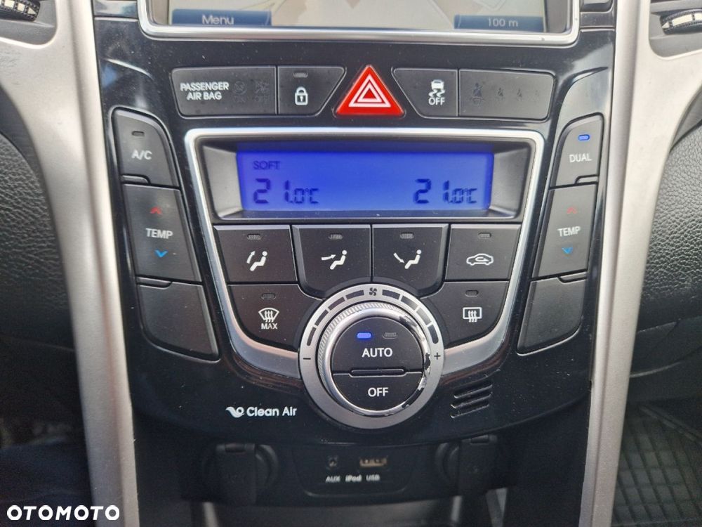 Hyundai i30 1.6 CRDi Premium - 14
