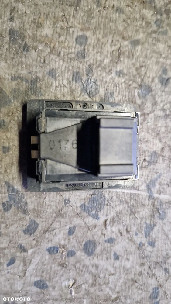 VOLKSWAGEN PRZEŁĄCZNIK ALARMU 1K0962109 - 2