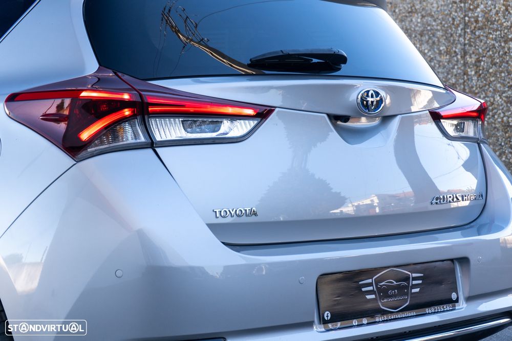 Toyota Auris 1.8 HSD Exclusive - 11