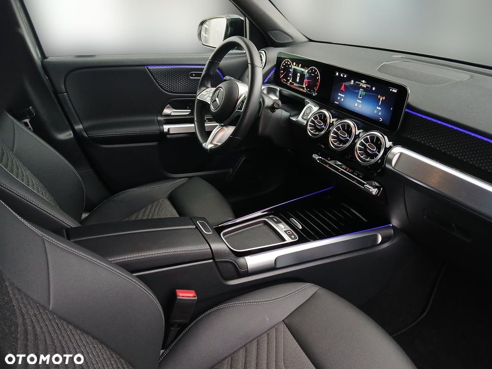 Mercedes-Benz GLB 200 Progressive 7G-DCT - 21