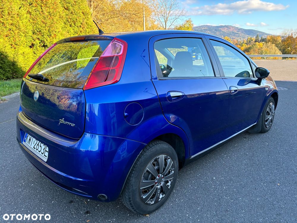 Fiat Punto 1.4 16V Dynamic - 4