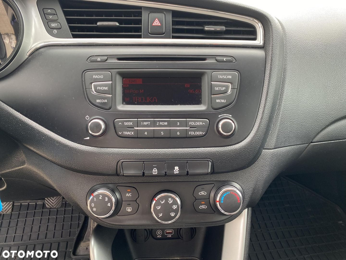 Kia Ceed - 20