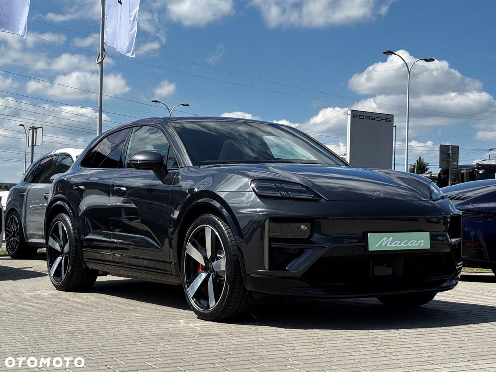 Porsche Macan - 10
