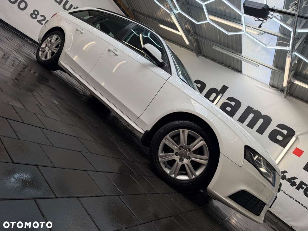 Audi A4 Avant - 16
