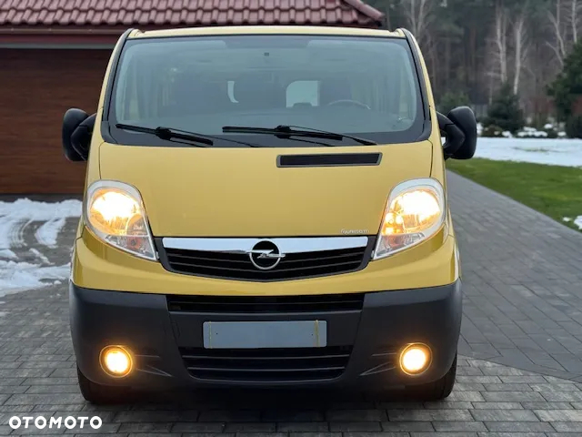 Opel Vivaro - 2