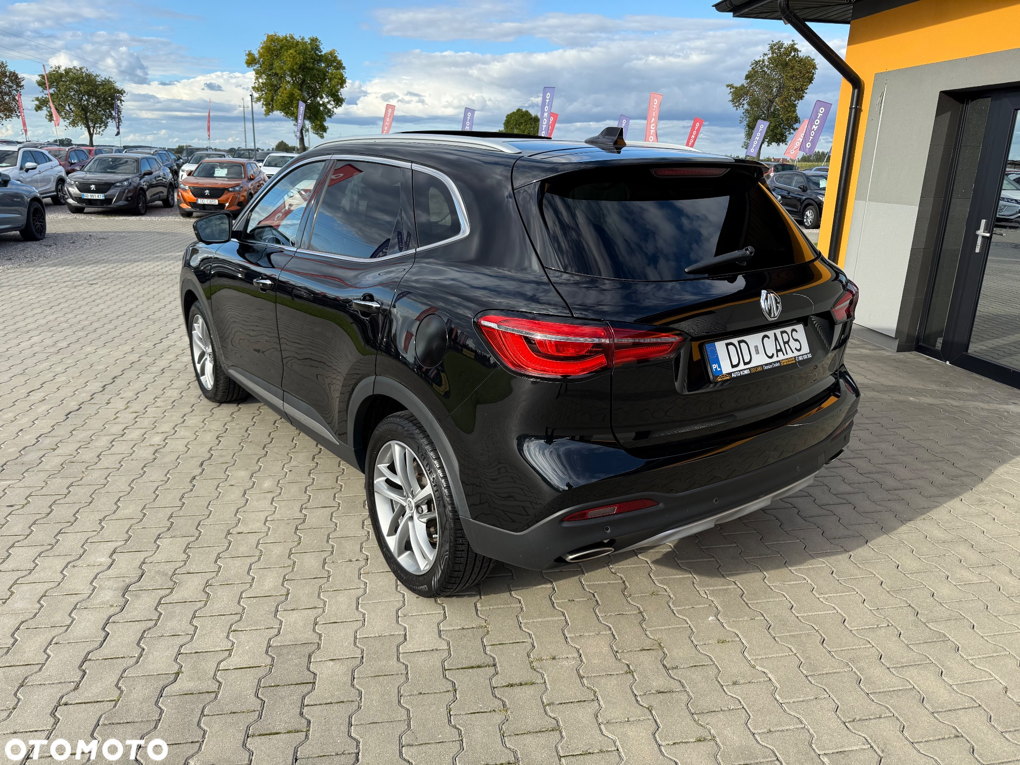MG EHS 1.5T-GDI PHEV Luxury - 12