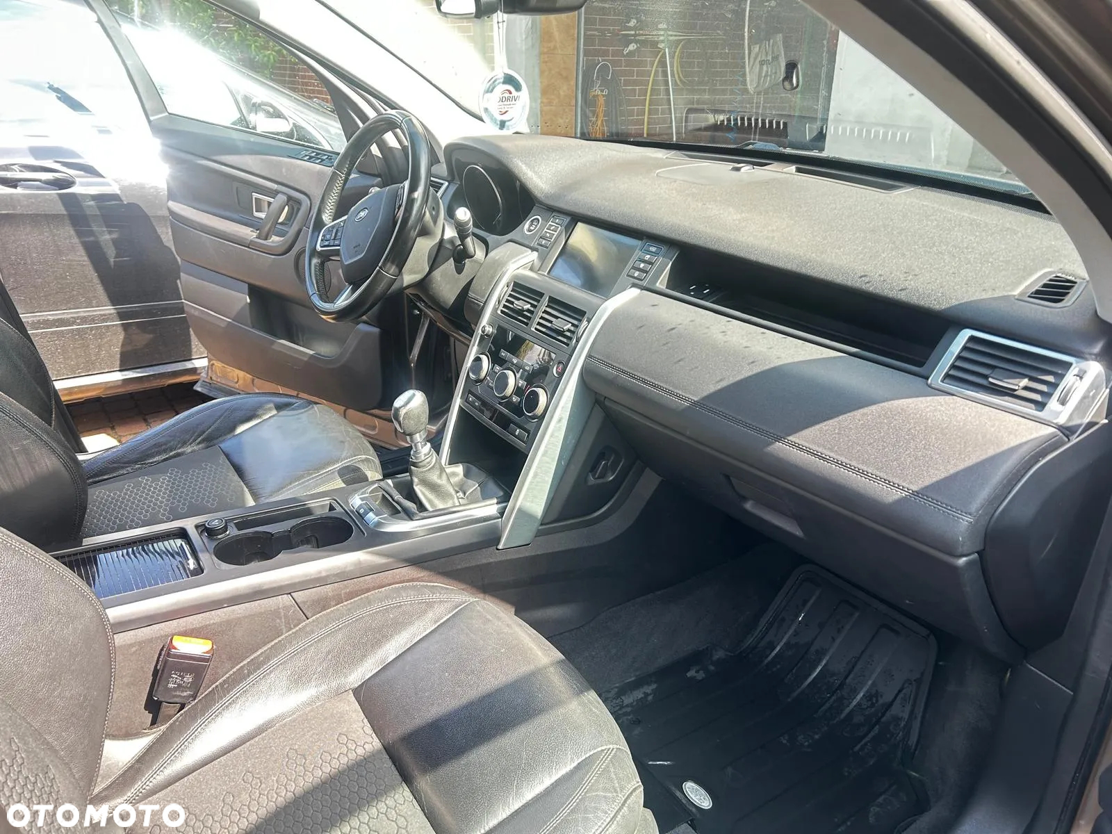 Land Rover Discovery Sport - 9