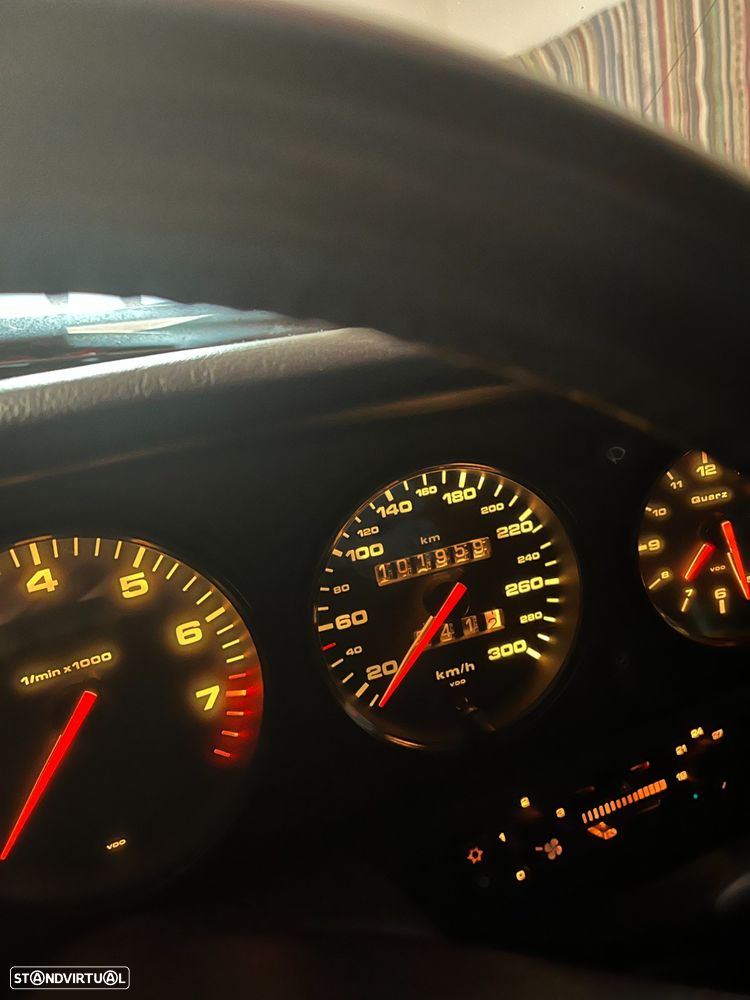 Porsche 911 (993) Coupé 3.6 Carrera 2 - 10