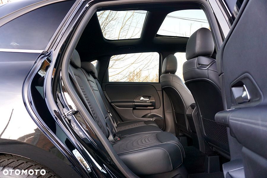 Mercedes-Benz Klasa B 180 d Editon 19 - 23