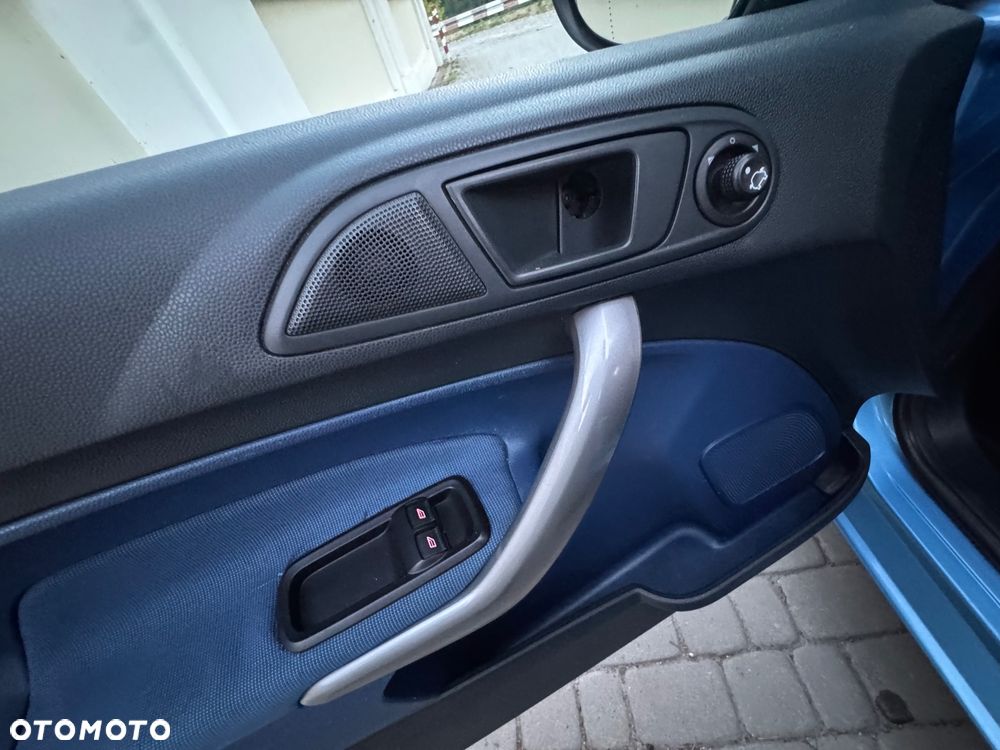 Ford Fiesta - 16