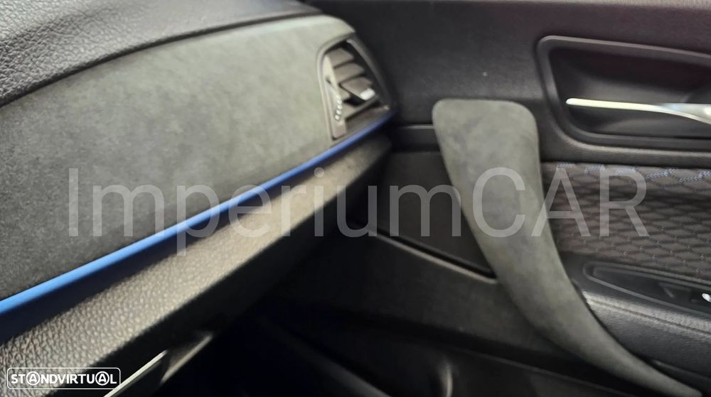 BMW 118 d Pack M - 21