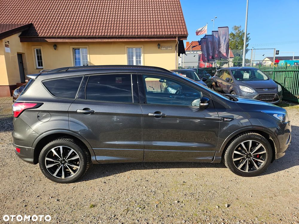 Ford Kuga 1.5 EcoBoost 2x4 ST-Line - 15