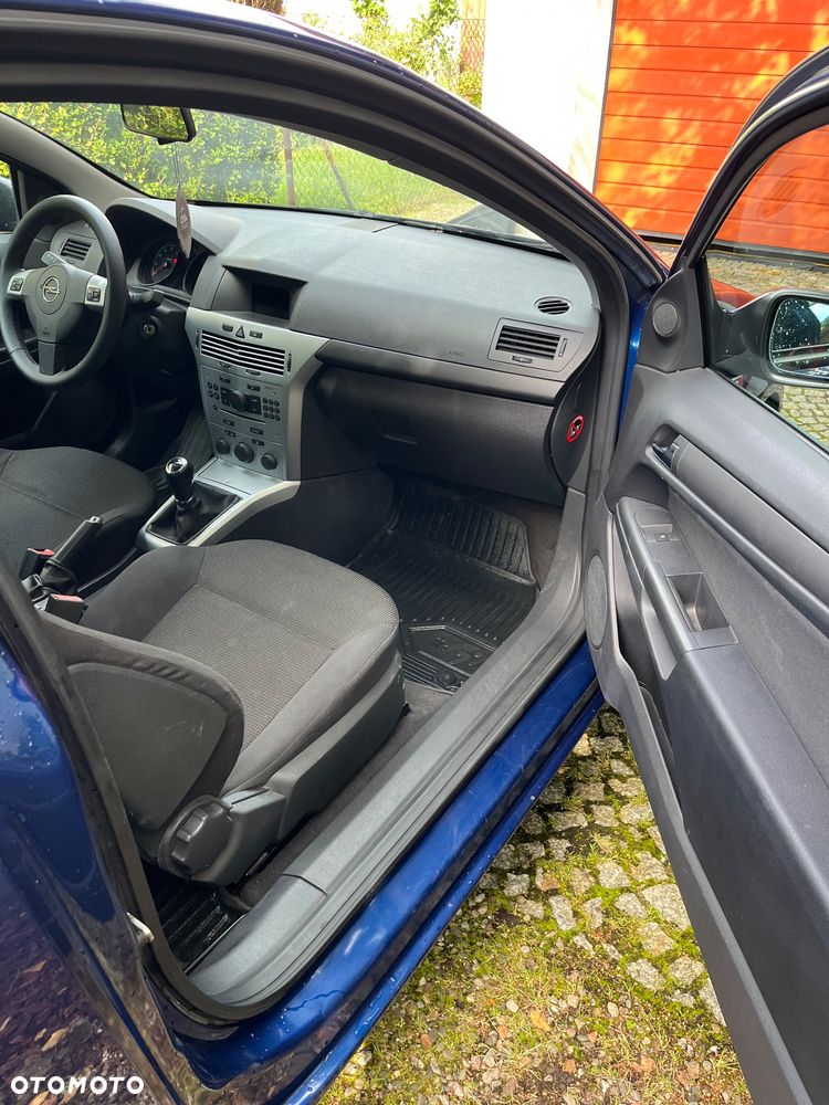 Opel Astra 1.4 - 18