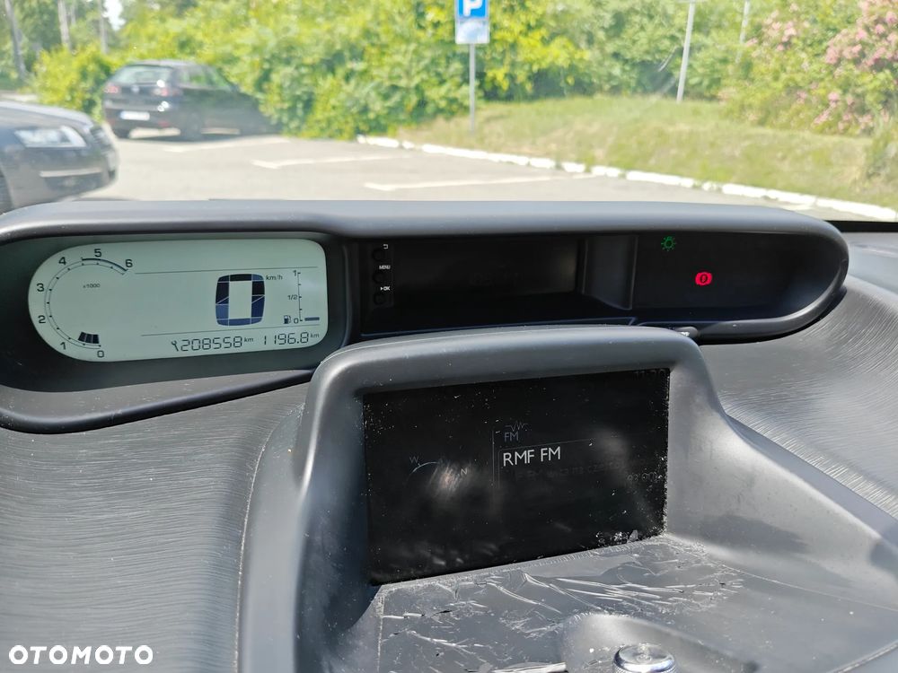 Citroën C-Elysée 1.6 HDi Exclusive - 22