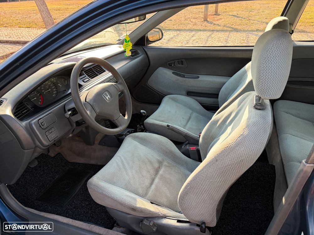 Honda Civic 1.5 LSi 16 V - 12