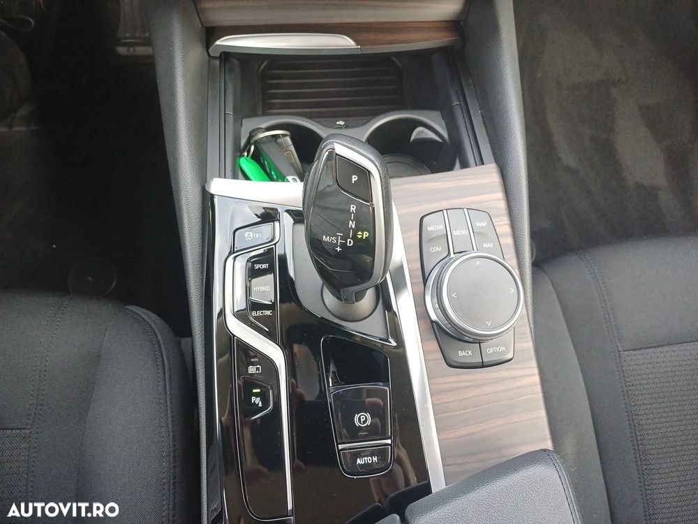 BMW 5 Series 2021 — imagine 19