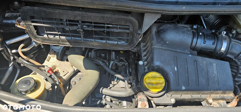 Opel Vivaro L2H1 2.9t Tecshift - 24