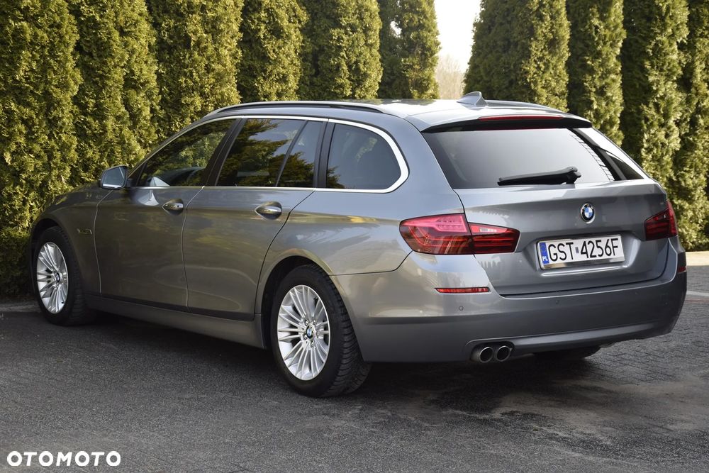 BMW Seria 5 520d xDrive - 15
