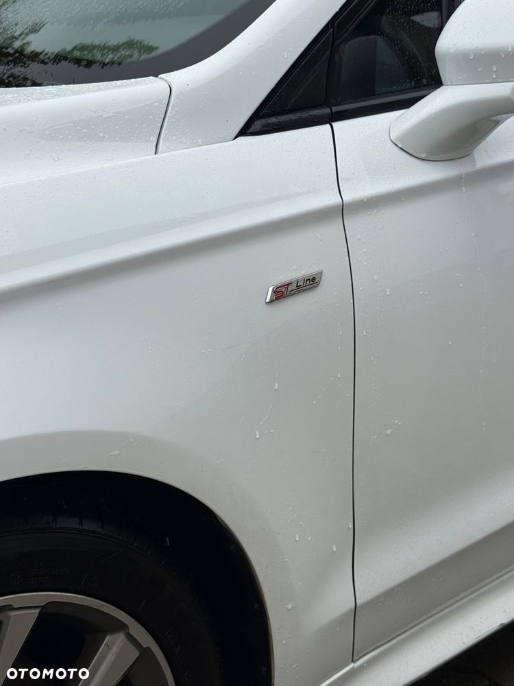 Ford Mondeo - 8