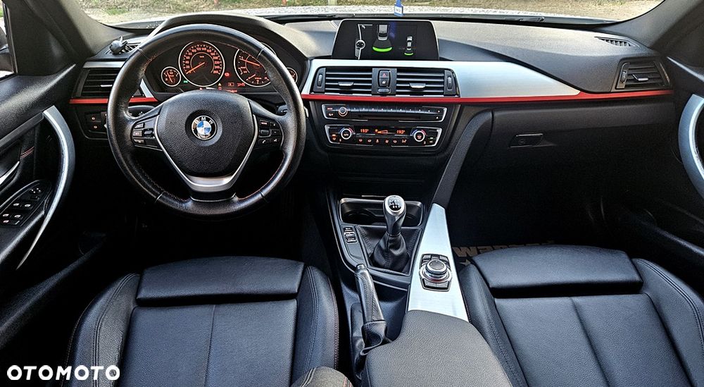 BMW Seria 3 318d Blue Performance Sport Line - 19
