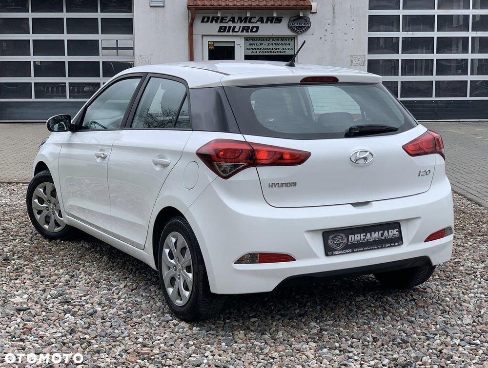 Hyundai i20 - 10