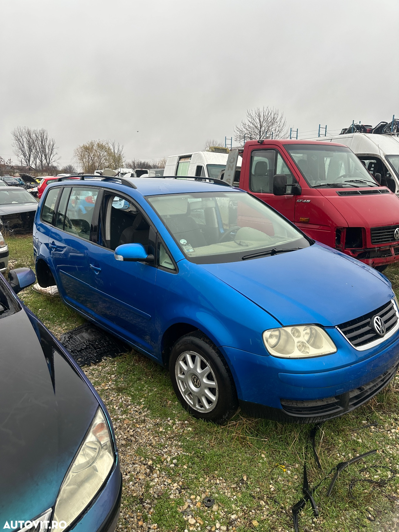 Dezmembrez Volkswagen Touran - 6