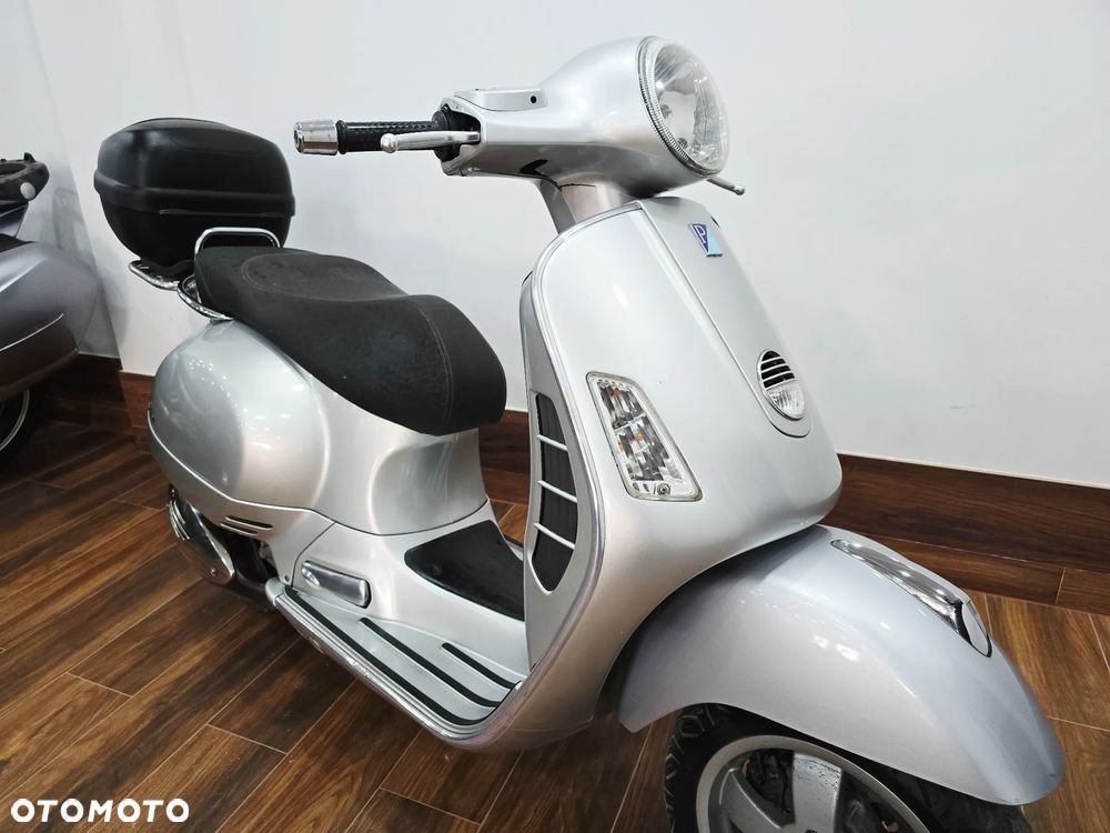 Piaggio Vespa - 15
